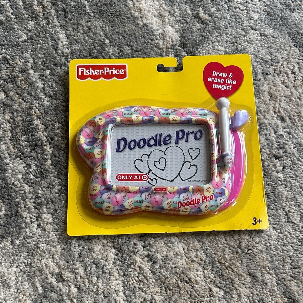 Valentine’s  DayFisher-Price vintage Doodle Pro with Heart Design 💕